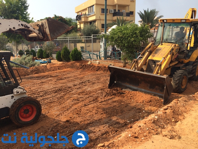 إضافة صفوف متنقلة في مدرسة أجيال